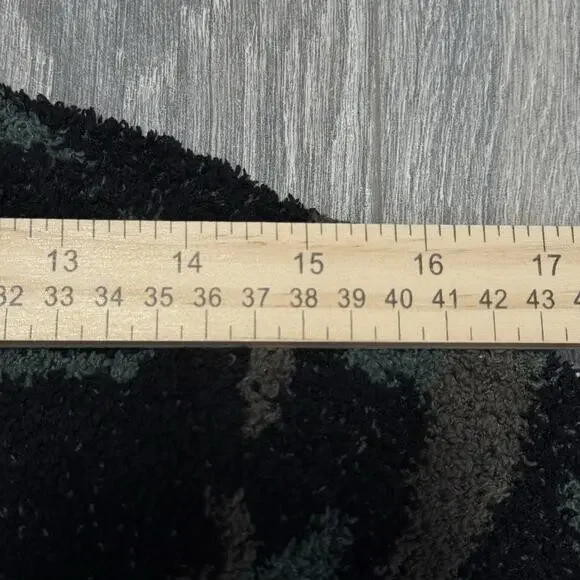 Barefoot Dreams Cozy Chic Seaside Crew Neck Pullover Camo Green Size Large NWOT - Picture 8 of 9